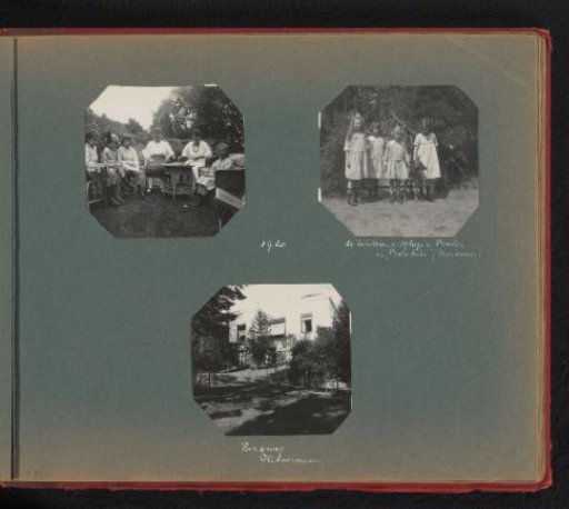 Children and two women at Villa Justinia in Hilversum