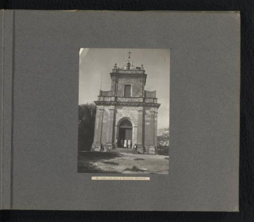 Joseph Harvey Ladew and his traveling party before the Ermita de Monserrate