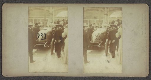 At the automobile exhibition for the Kursaal in Ostend