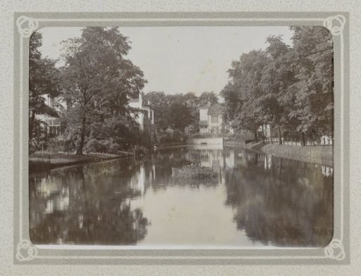 Villas on the Vijverlaan in Park Honingen, Rotterdam