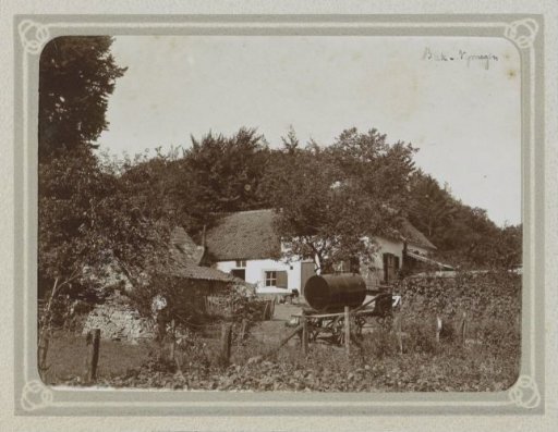 Farm with a yard in Beek (Gelderland)