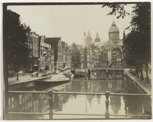 Oudezijds Voorburgwal, Amsterdam