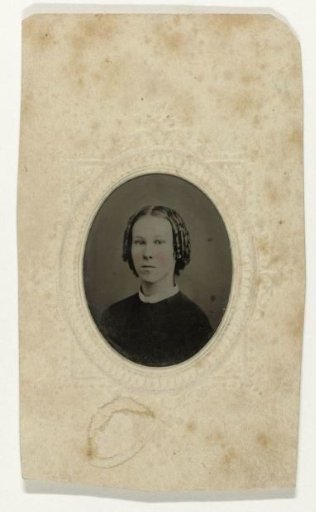 Portrait of a young woman