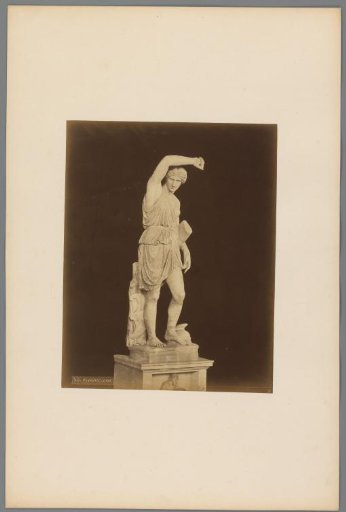 Sculpture of an Amazon