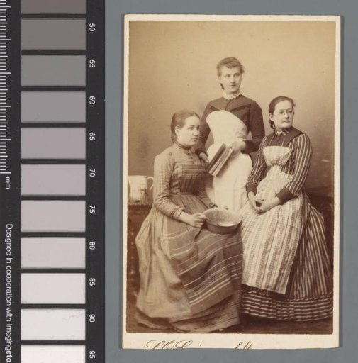 Carte-de-visite Portraits of Domestic Workers