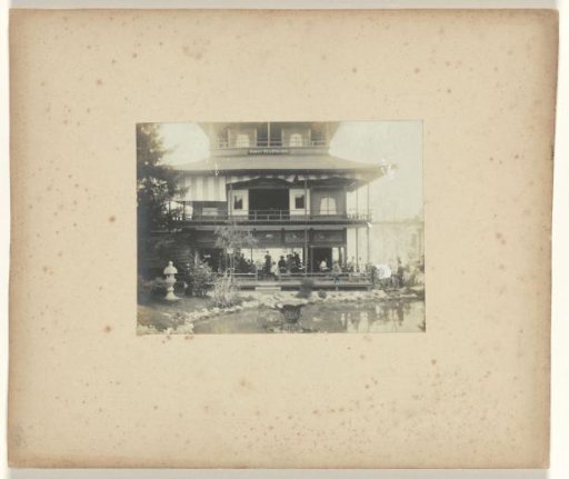 Japanese Tea House ('Japan Tea Palace') at the World's Fair in St. Louis (Louisiana Purchase Exposition), 1904