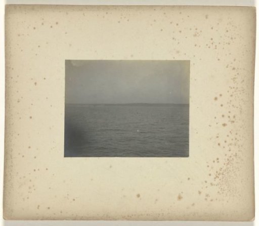 View over a lake or sea during the World's Fair in St. Louis (Louisiana Purchase Exposition), 1904