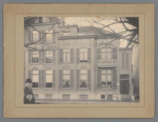 Exterior of the house of Piet de Jong in Arnhem