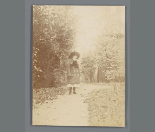 Portrait of Johanna (Hans) de Jong in a garden