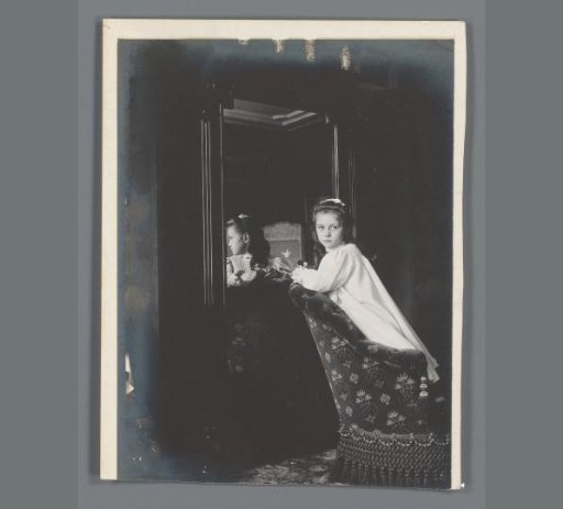Portrait of Johanna (Hans) de Jong Sitting Before a Mirror