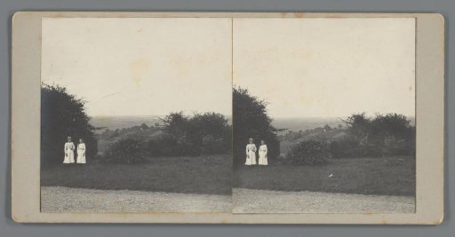 Portrait of Johanna (Nan) Vreede and Johanna (Hans) de Jong in a landscape