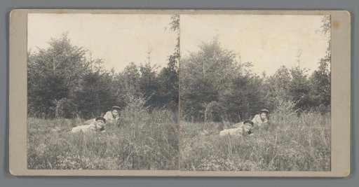 Johanna (Hans) de Jong and Johanna (Nan) Vreede lying in the grass