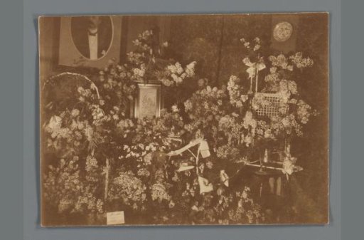Flower Arrangements for the Celebration of a Jubilee
