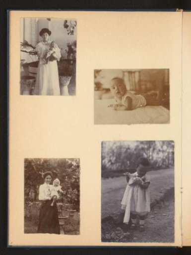 Baby photos of Eef Dumas with her mother
