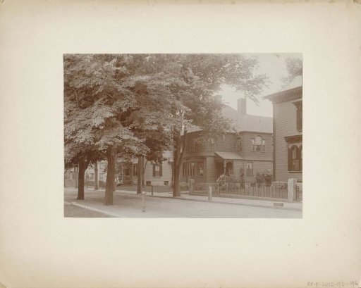 West Side of the House of Benjamin Anthony in Bedford (Massachusetts)