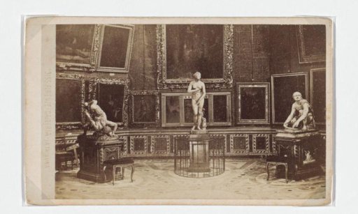 Hall with sculptures and paintings in the Galleria degli Uffizi in Florence