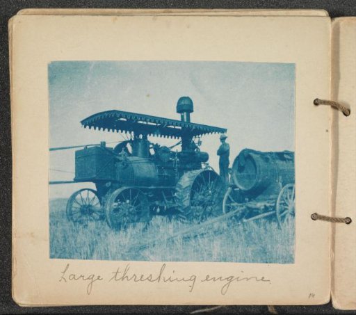 Engine of a threshing machine