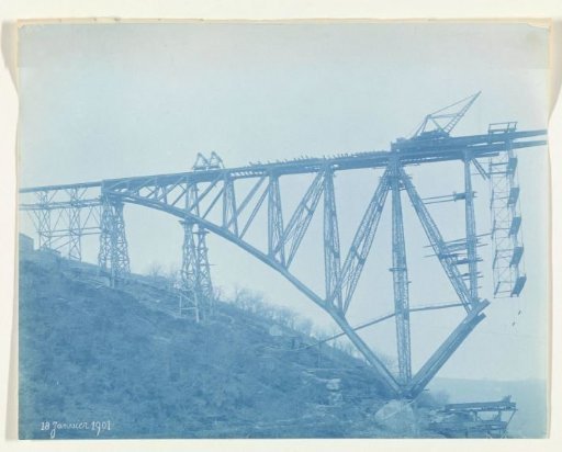 Construction of the Viaur Viaduct in France by the Société de Construction des Battignolles, 18 January 1901