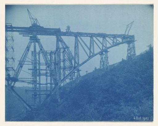 The construction of the Viaduc du Viaur
