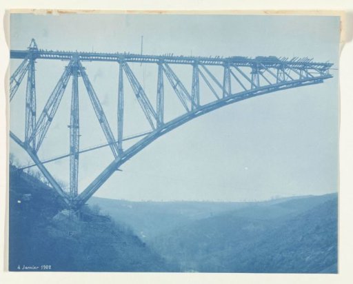 Construction of the Viaur Viaduct in France by the Société de Construction des Battignolles, 4 January 1902