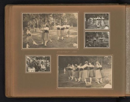Family gathering at Villa Stoephout, with a dance performance, presumably on the occasion of Margo Kessler-de Lange's 70th birthday