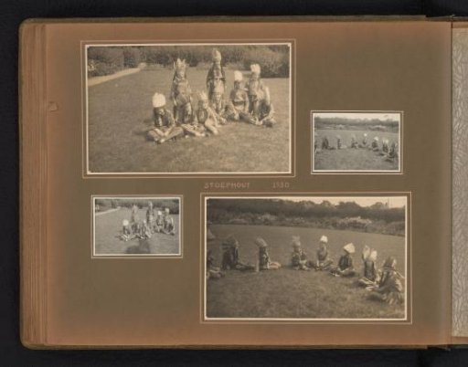 Kessler cousins in the garden of Villa Stoephout in Wassenaar, dressed as Indians