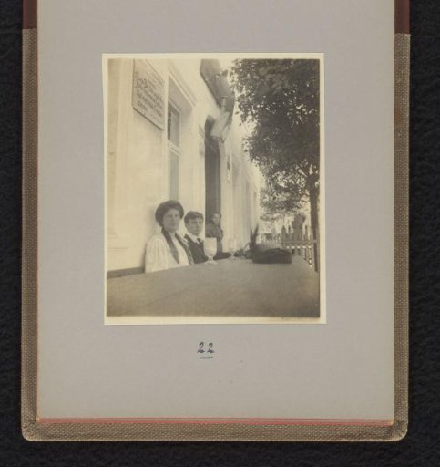 Go and Jan Kessler on a terrace in Jonsdorf, Saxony