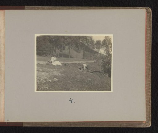 Go and Boelie Kessler by a country road
