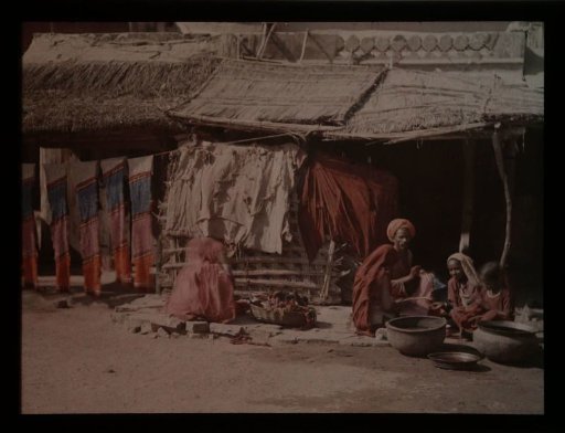 Hut with inhabitants