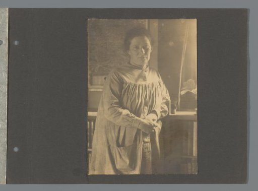 Portrait of Elsa Diepenbrock on an album leaf