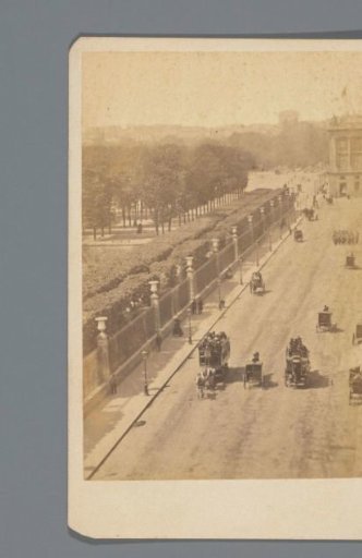 Street view of the Rue de Rivoli and the Jardin des Tuileries, Paris