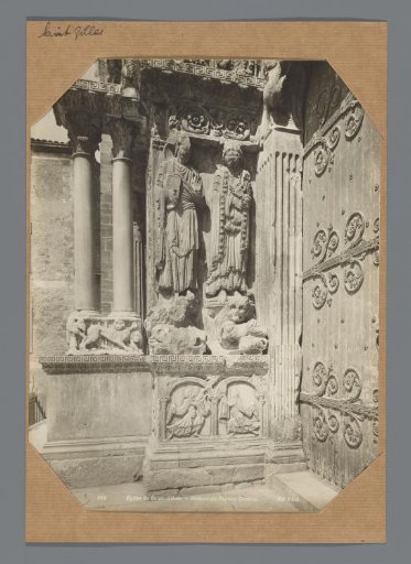 Saint-Gilles, Church