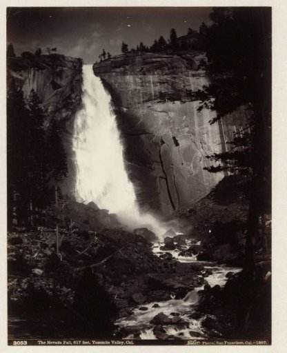 View of the Nevada Falls in Yosemite Valley