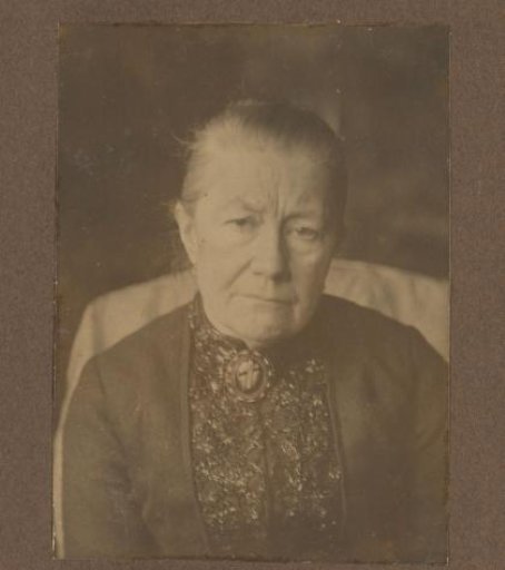 Portrait of a woman with a mourning brooch