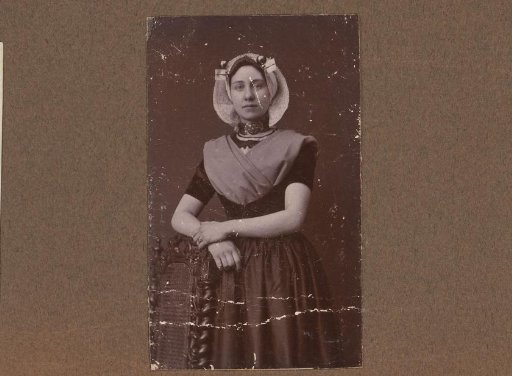 Portrait of a young woman in traditional dress