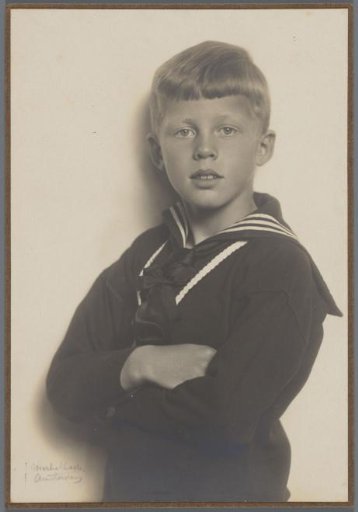 Portrait of Cay van den Berg