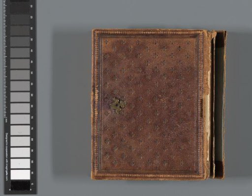 Leeg album voor cartes-de-visite van de familie Van den Berg