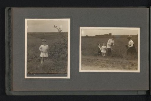 Carel van den Berg with his mother and aunts, in Bussum