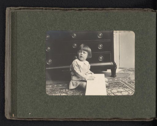 Cay van den Berg Reading on the Ground