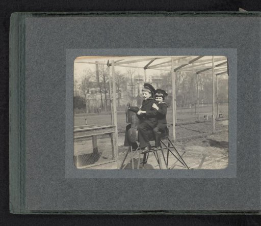 Caroline, Carel and Frank van den Berg in a city park