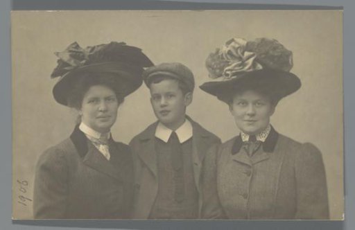 Portrait of Aunt Leo, Jan van Lier and Line van den Berg