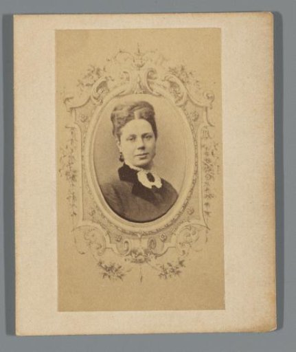 Portrait of Carolina Frederika Holle in an oval within a cartouche