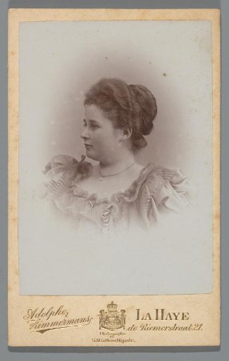 Portrait of Pauline Holle