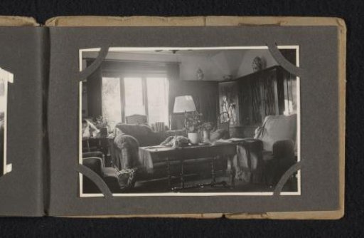 Sitting room in the country house De Wilde Zwanen in Laren
