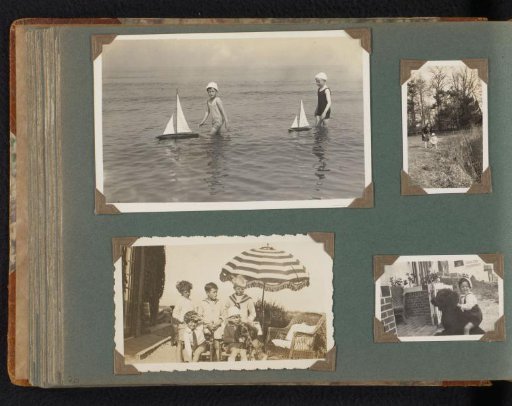 Four photographs of children from the Onnen-Van den Berg family on holiday at the beach in Noordwijk