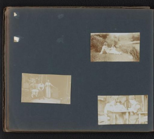 The Onnen family by a pond in Hilversum, presumably near the Kroonlaan