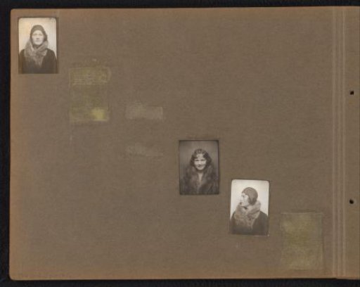 Four portraits of two unknown women, made in a Photomaton