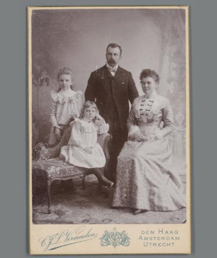 Group portrait of W.H. Lohman with his family