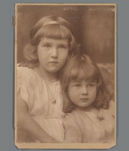 Portrait of two unknown girls