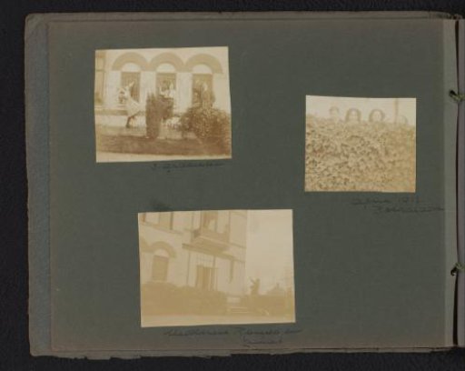 Loentje Onnen with Friends in the Garden of a Residence on the Bothalaan in Hilversum